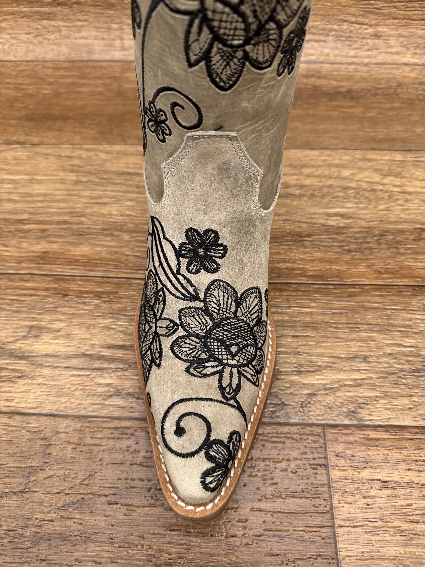 DI2349 Women's Western Swing Leather Boot by Dingo