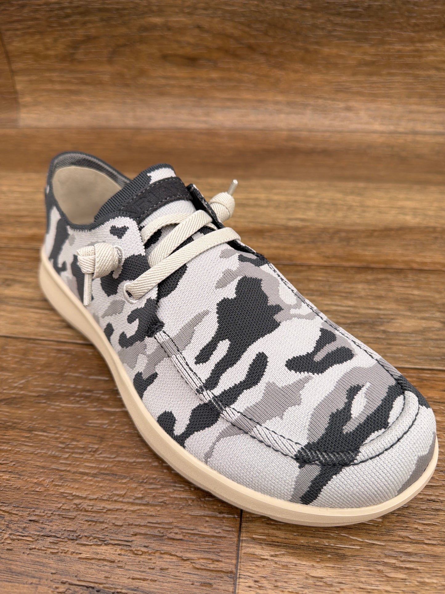 10074270 Men's Hilo Casual Shoe in Grey Camo by Ariat
