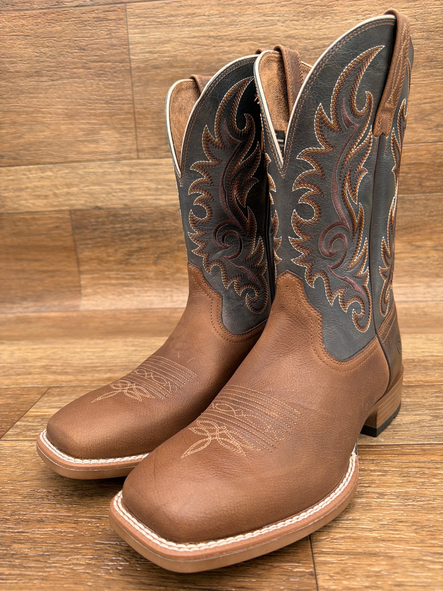 10046830 Men's Lasco Ultra Square Toe Western Boot by Ariat