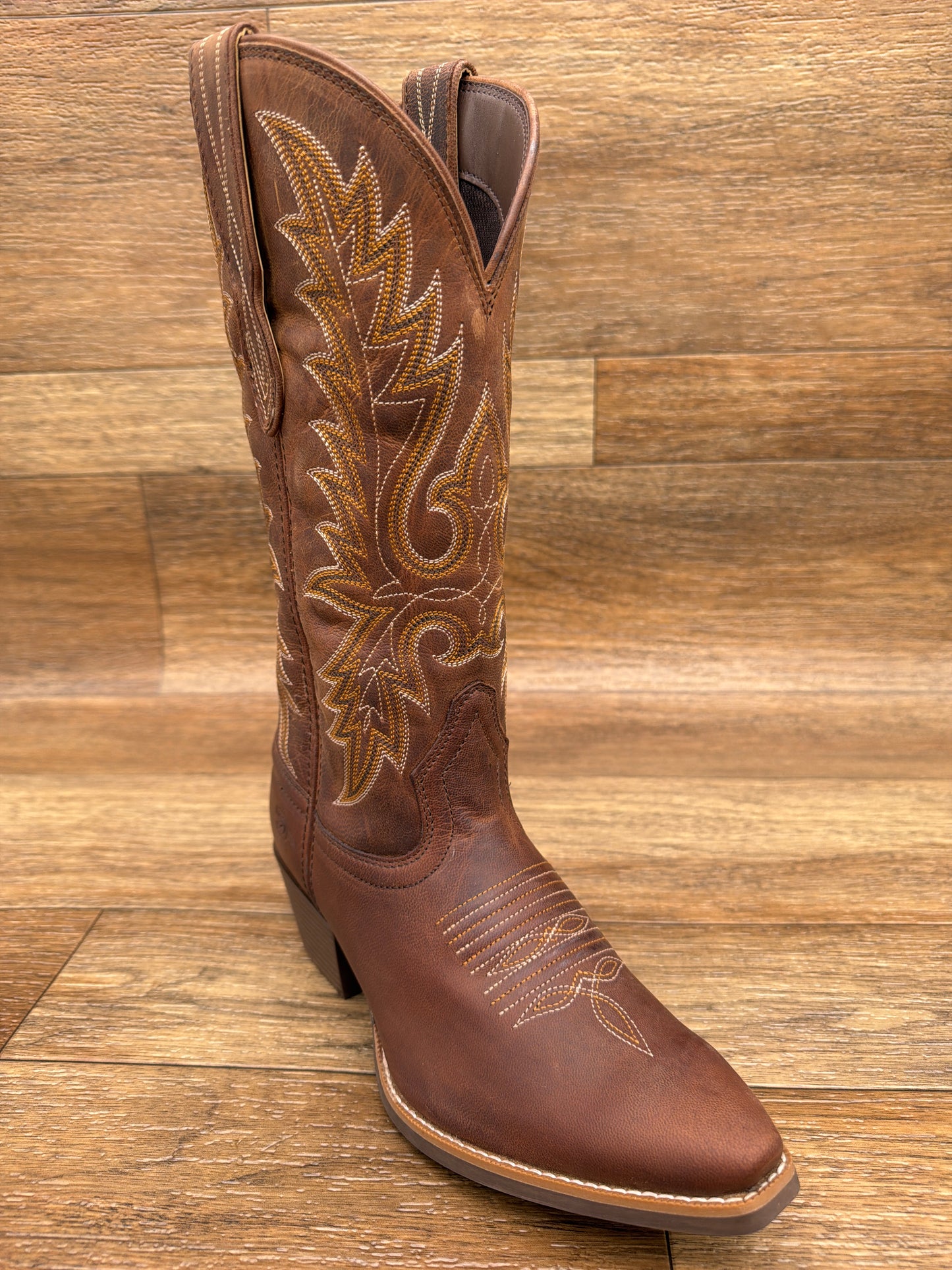 DRD0507 Women's Shyloh Snip Toe Western Boot by Durango