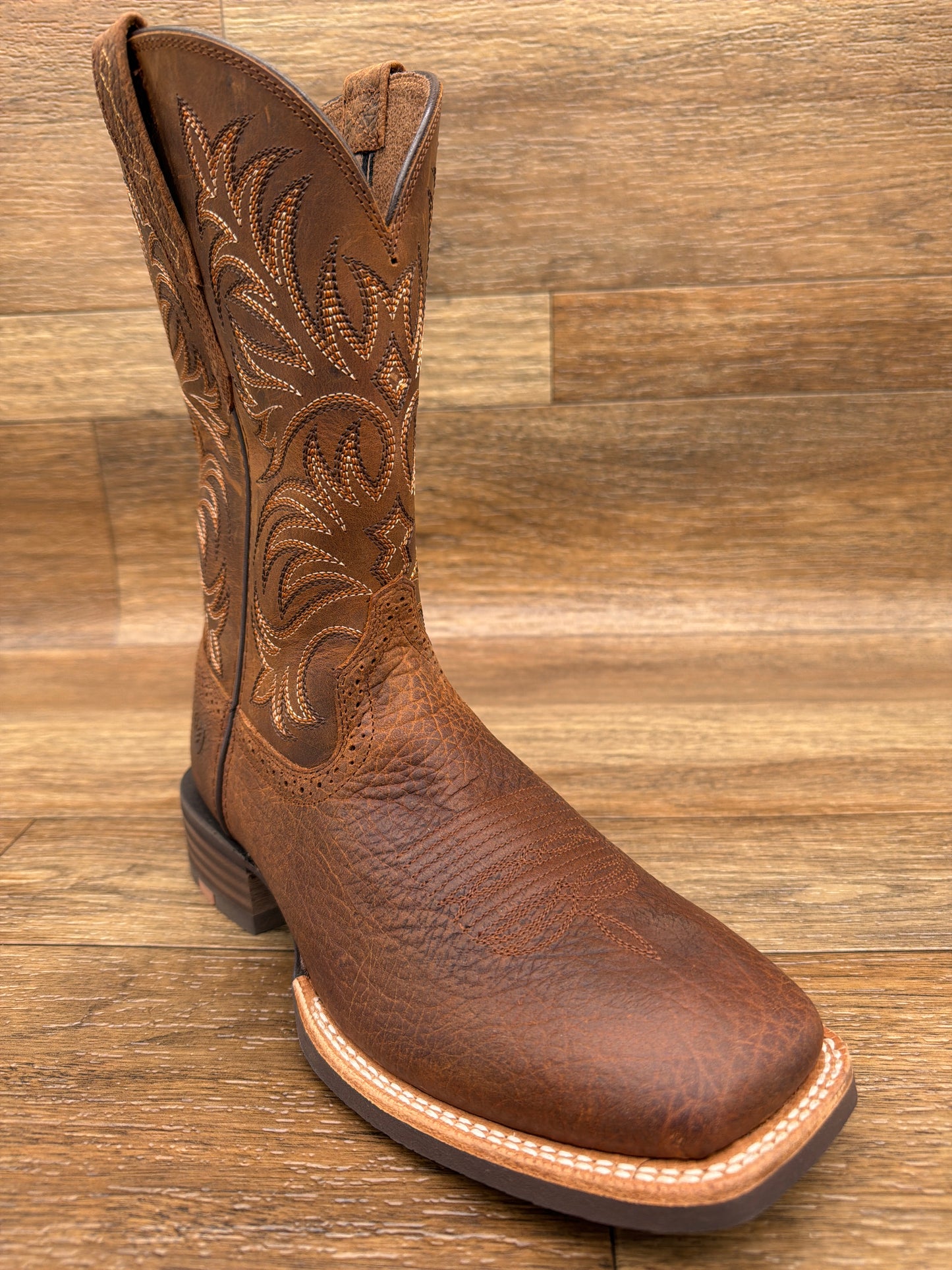 10053566 Men's Oakwood Square Toe Western Boot by Ariat