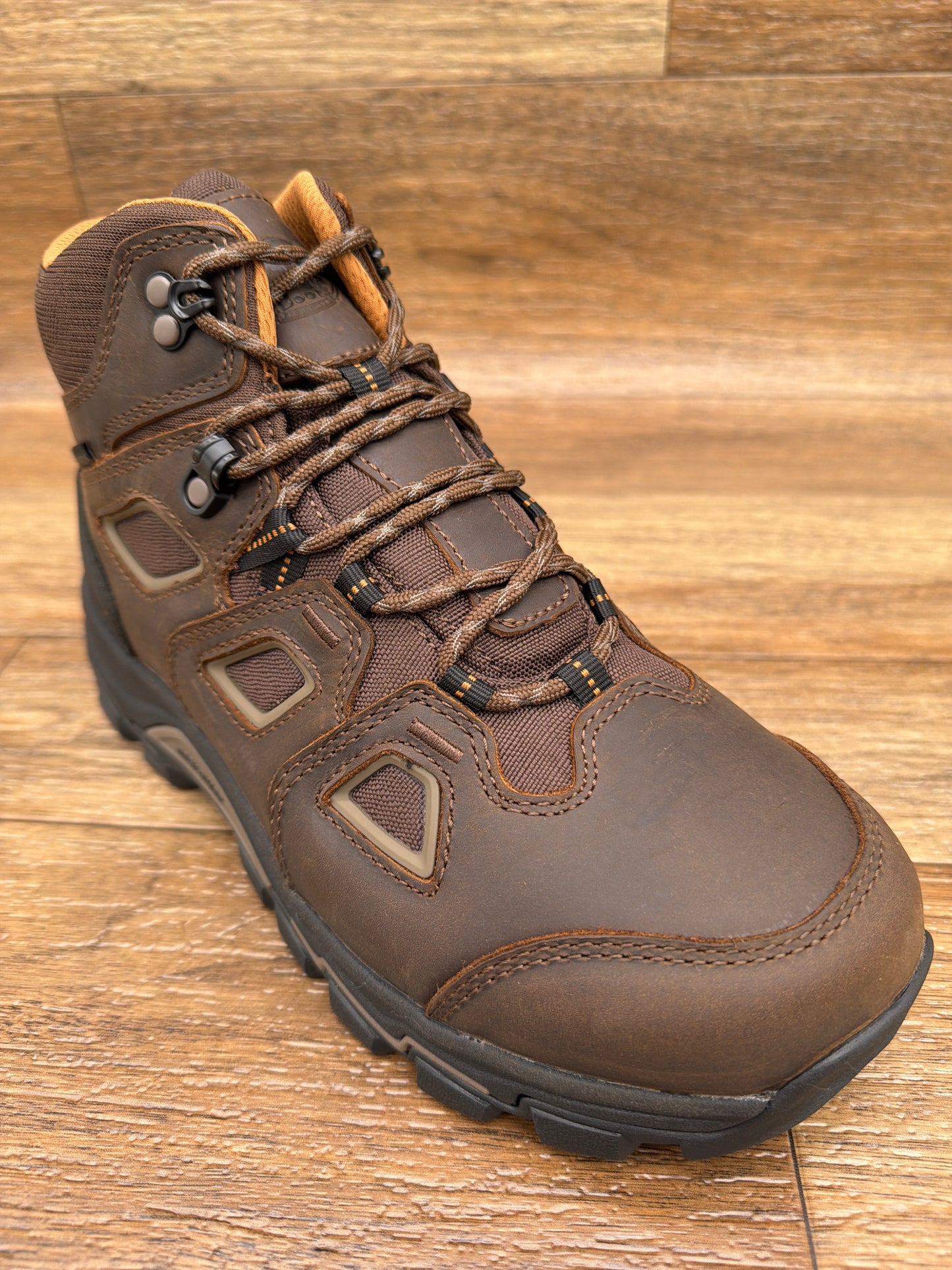 GB00749 Men's Trailpoint Waterproof Hiker by Georgia