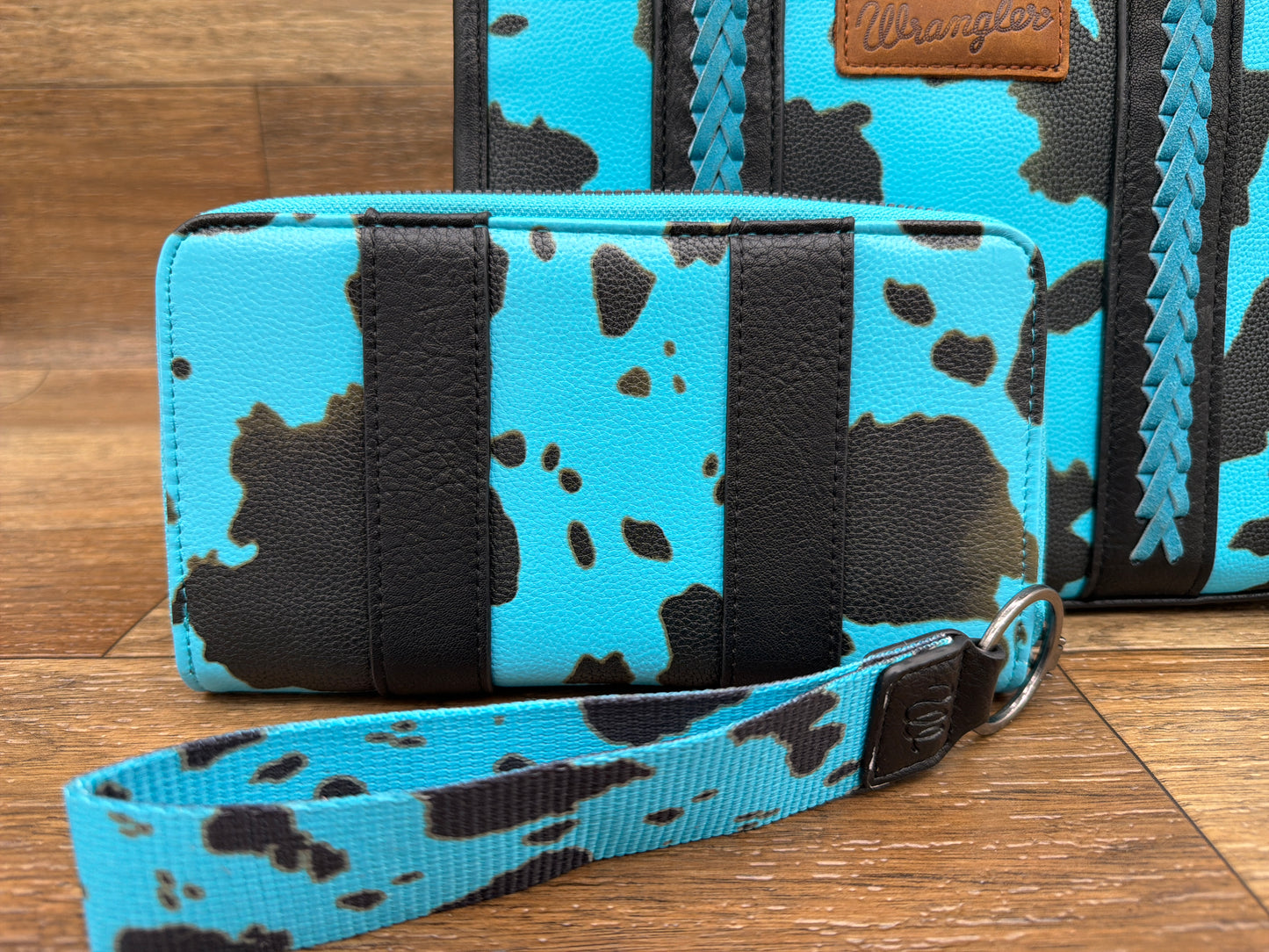 WG133-W006 Wrangler Cow Print Wallet by Montana West