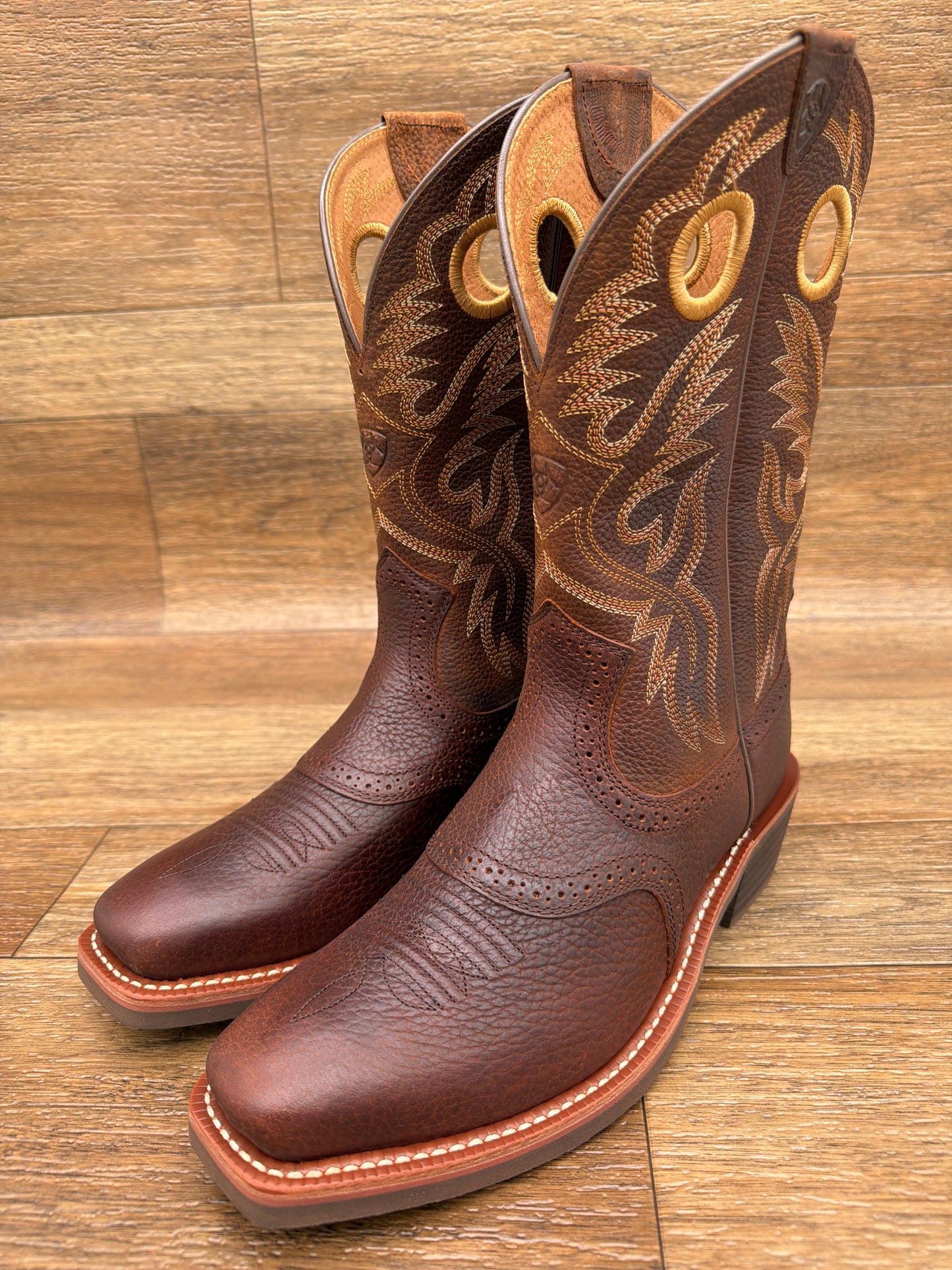 10002227 Men's Heritage Roughstock Square Toe Western Boots by Ariat