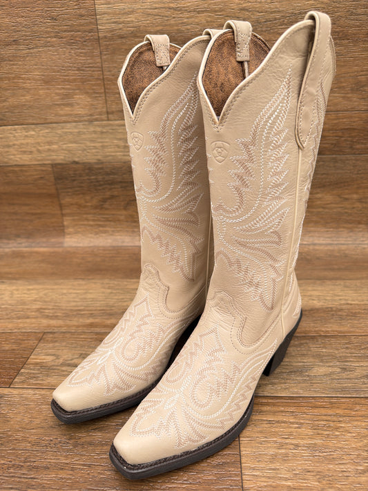 Women's Round Up Collins Snip Toe Western Boot by Ariat - pair front view