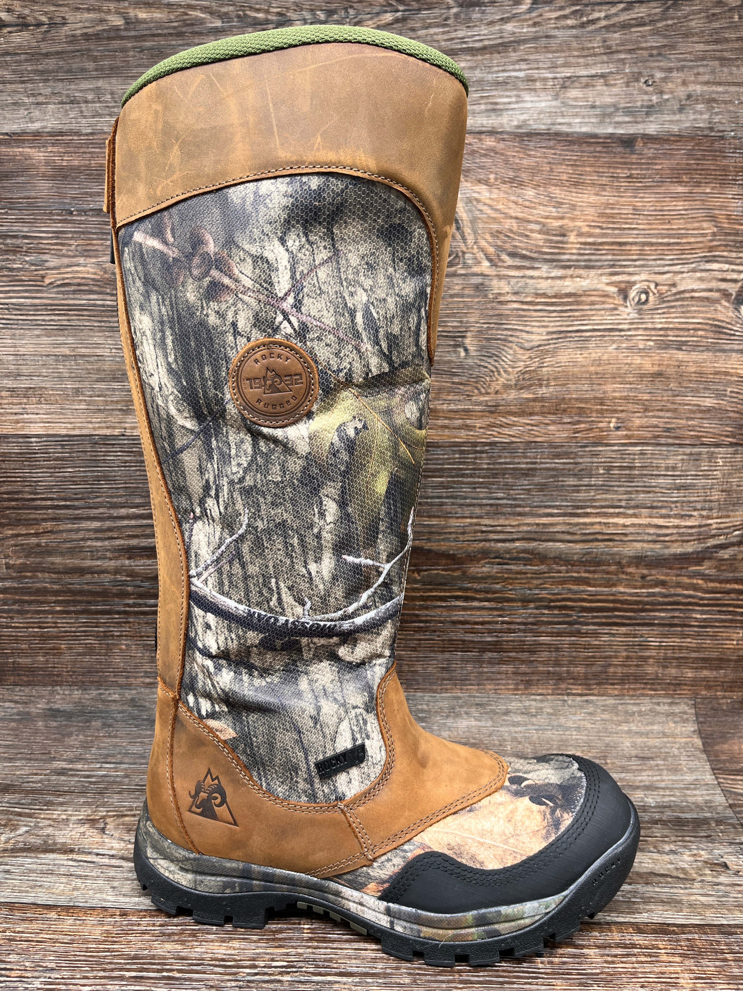 Hunting snake sale boots with zipper