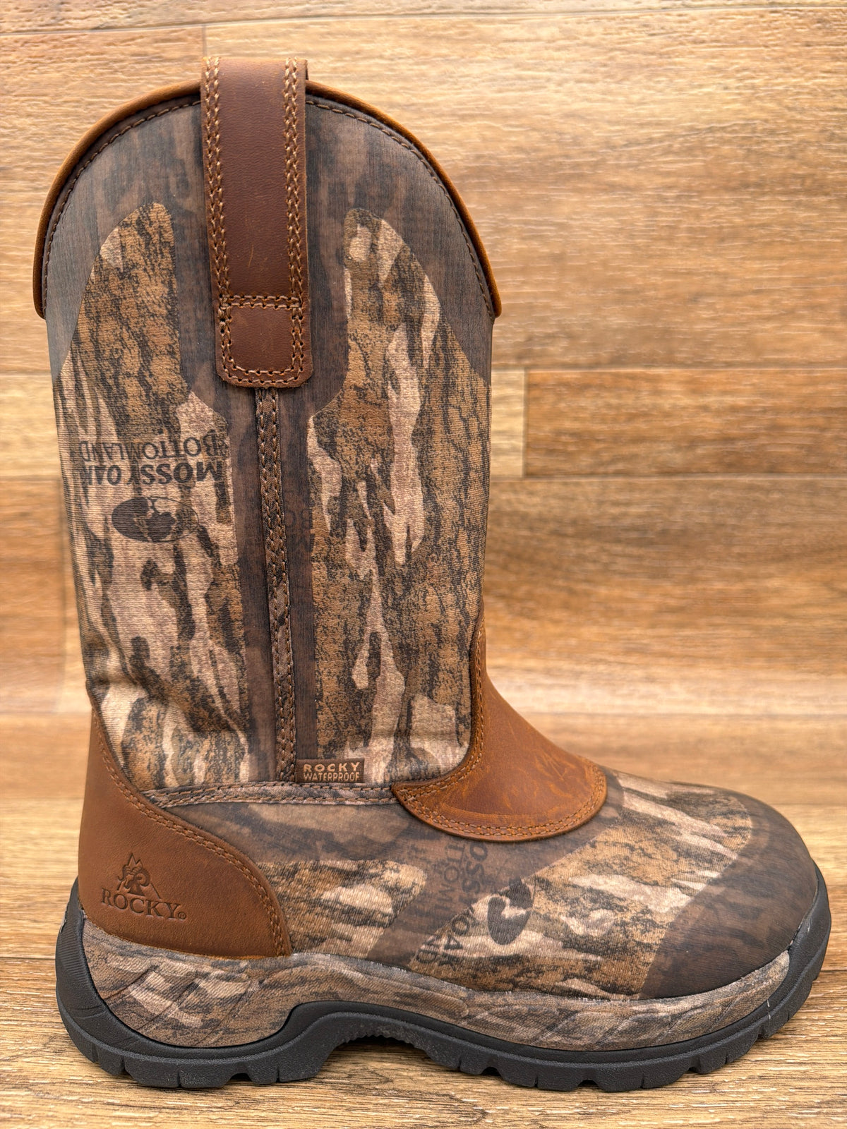 Rocky RKS0738 Big Cypress 11 inch waterproof camo hunting boot, side profile