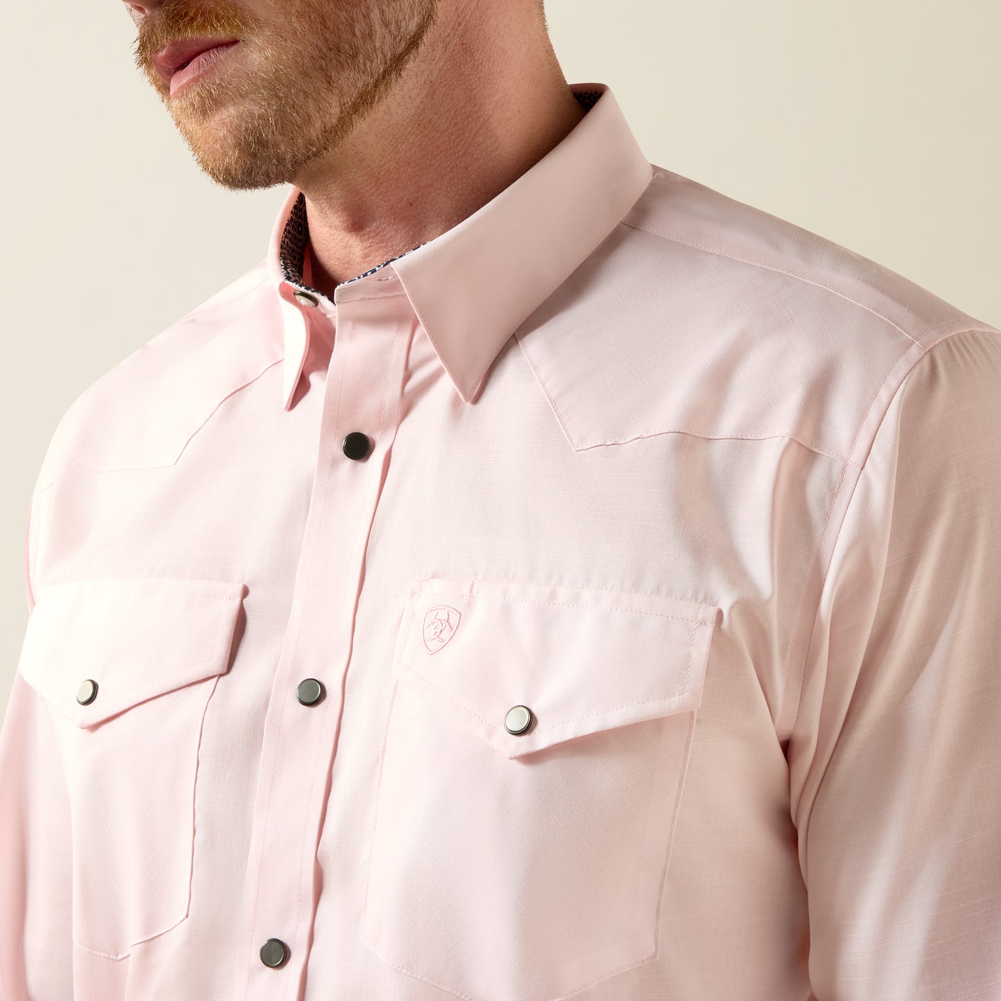10073487 Men's Wrinkle Free Refined Slub Fitted Shirt by Ariat