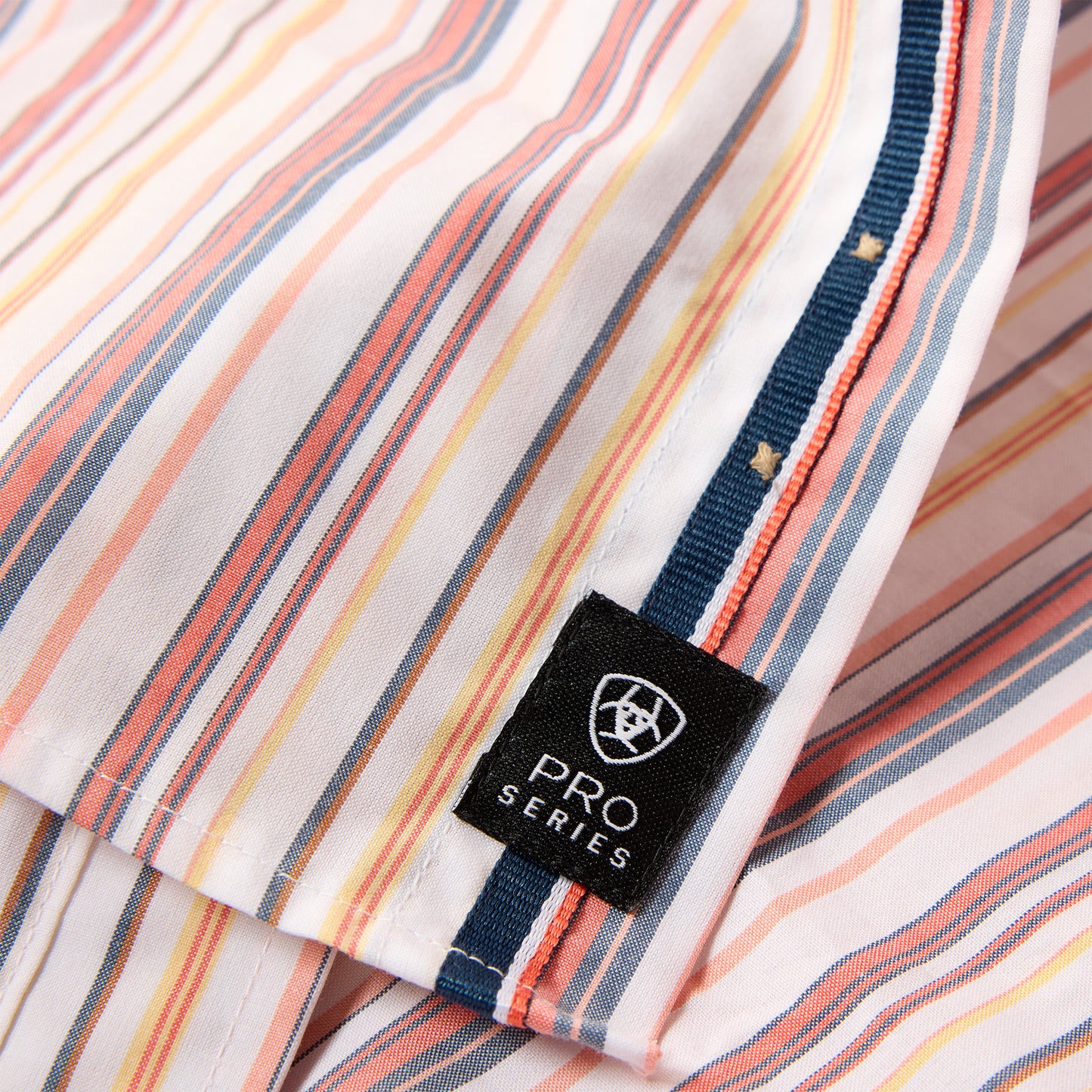 10073597 Men's Pro Series Short Sleeve Neil Classic Fit Shirt