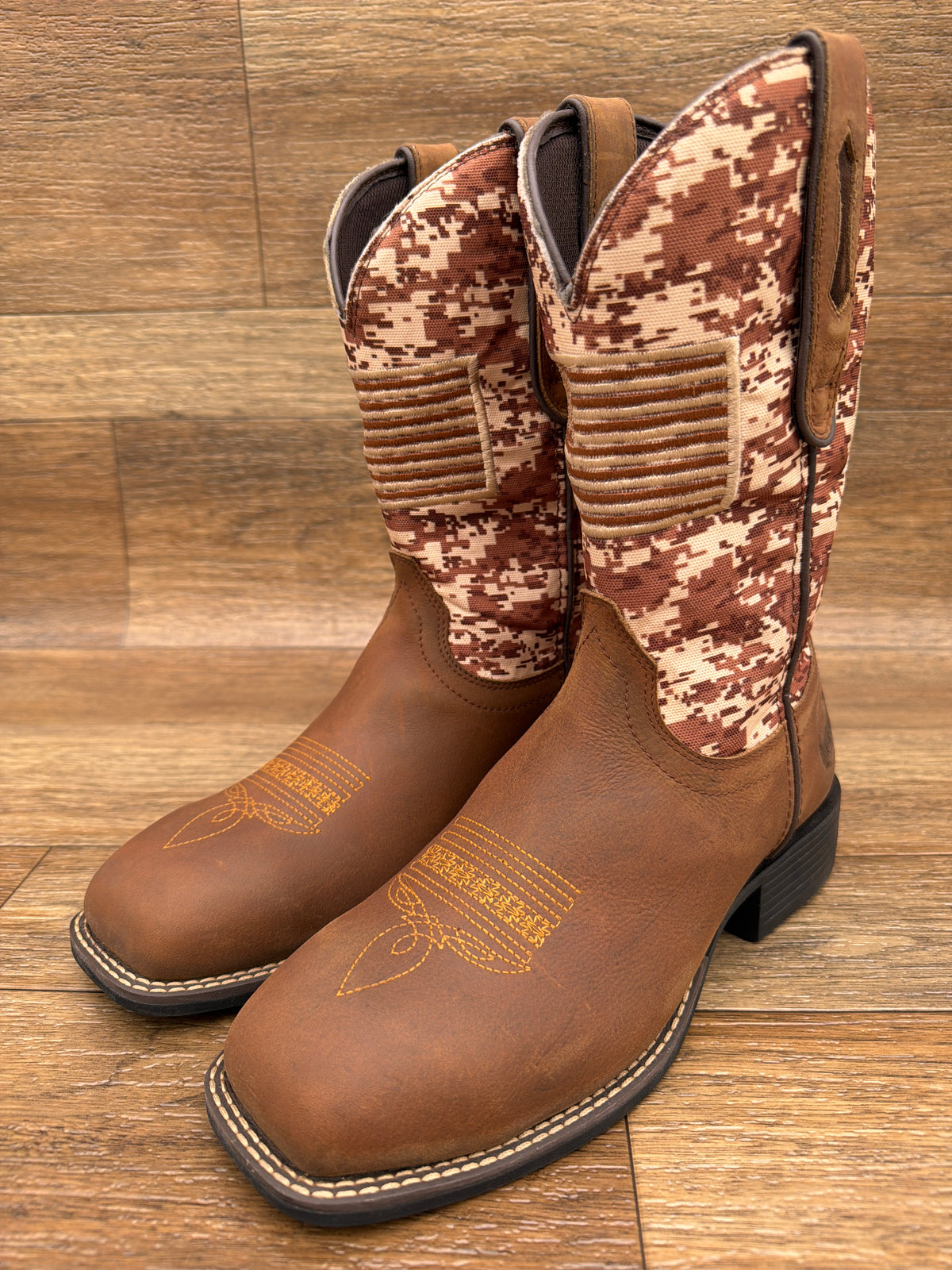 HOSS Tribute Brown Camo boot pair, 91073