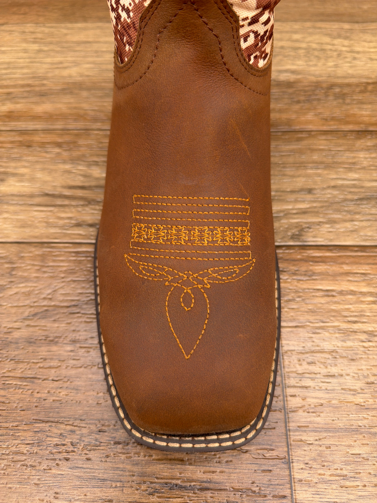 HOSS Tribute Brown Camo boot, toe detail
