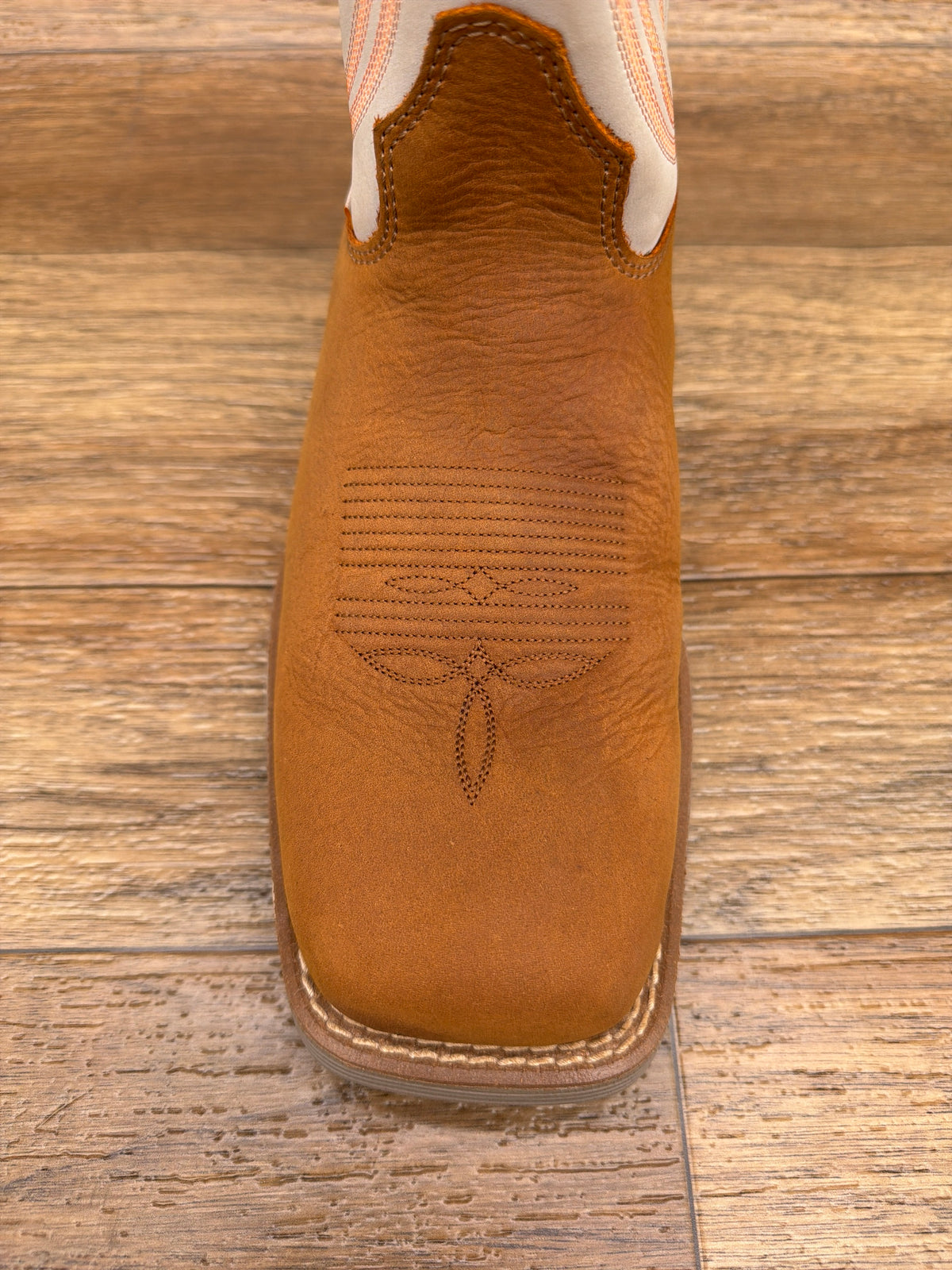 Men's Lytle 11 Inch Waterproof Soft Toe Work Boot by Justin - square toe detail