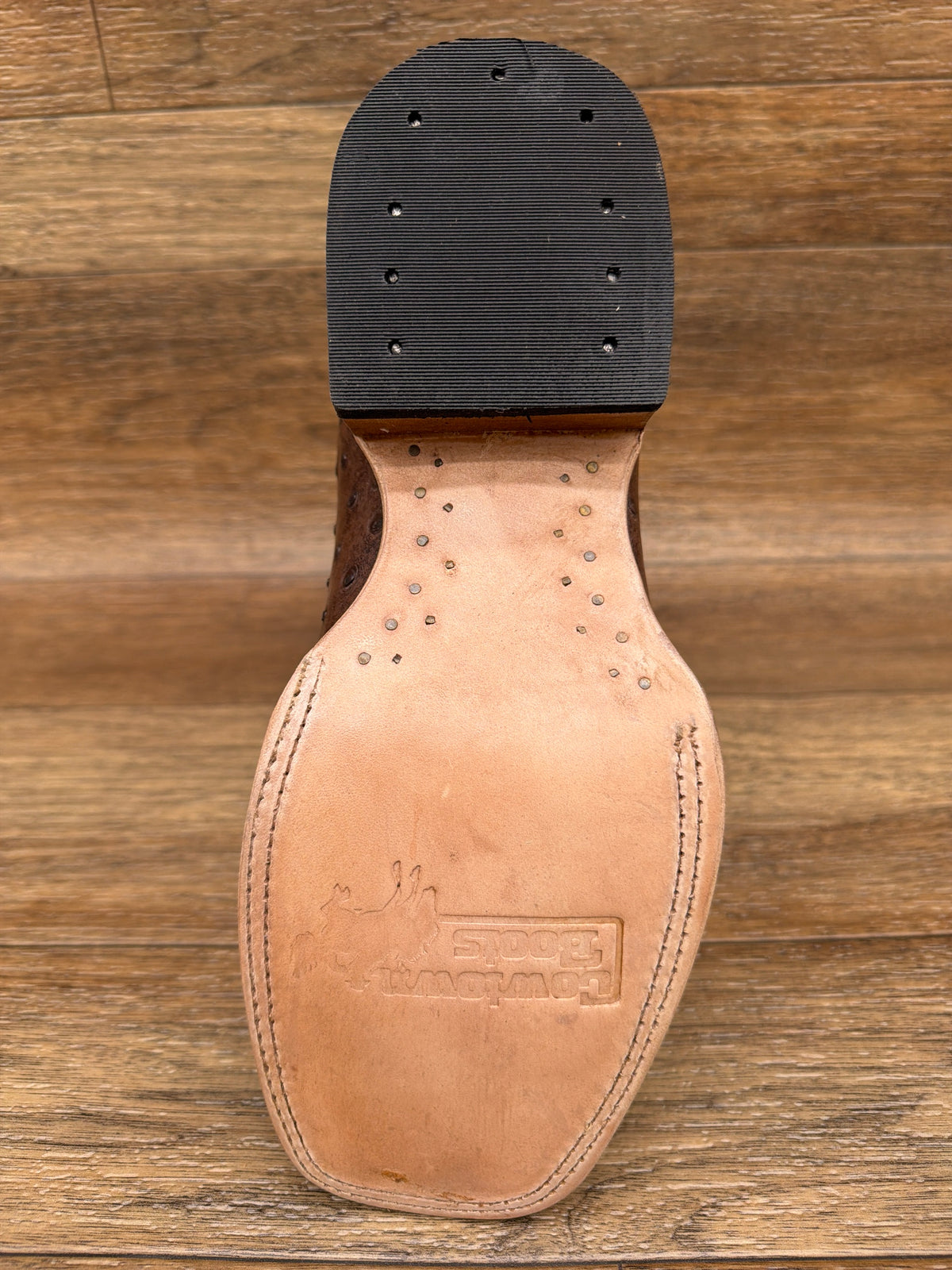 Q6073 Men's Ostrich Print Western Boot by Cowtown - sole