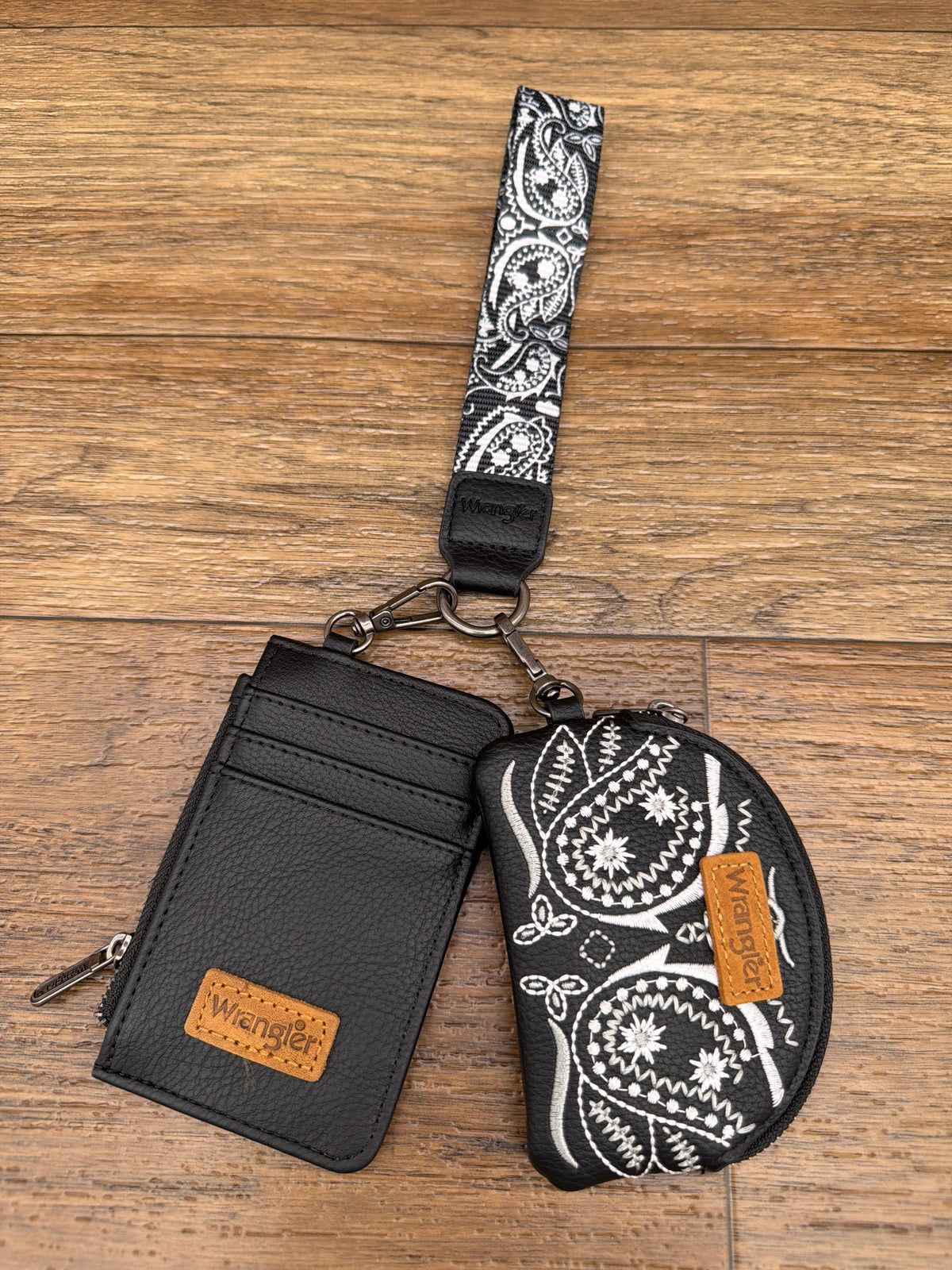 Wrangler black paisley bandana card holder and coin pouch set by Montana West, full set with wrist strap