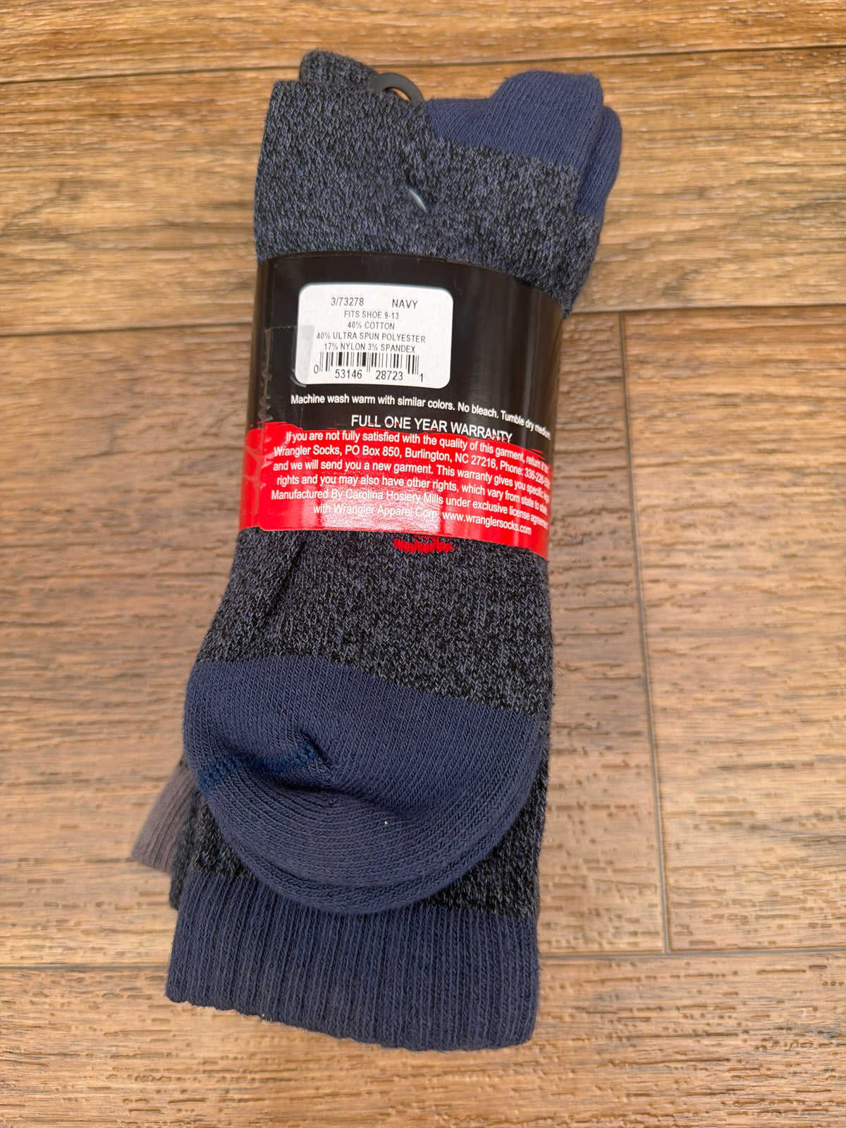 Riggs Workwear Ultra-Dri Socks in Navy by Wrangler - back label