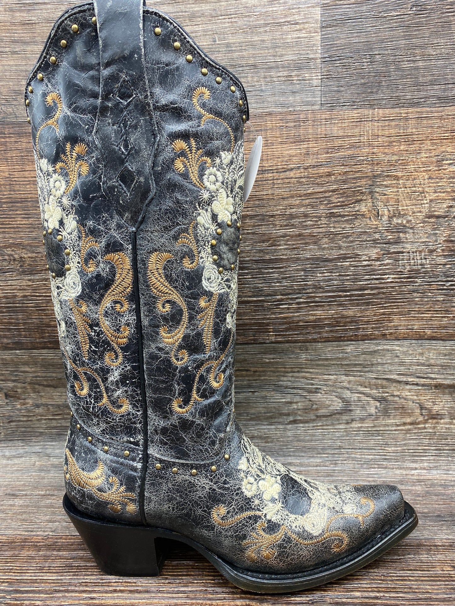 z5003 Women's Snip Toe Black & White Floral Skull Embroidered Western Boot by Corral