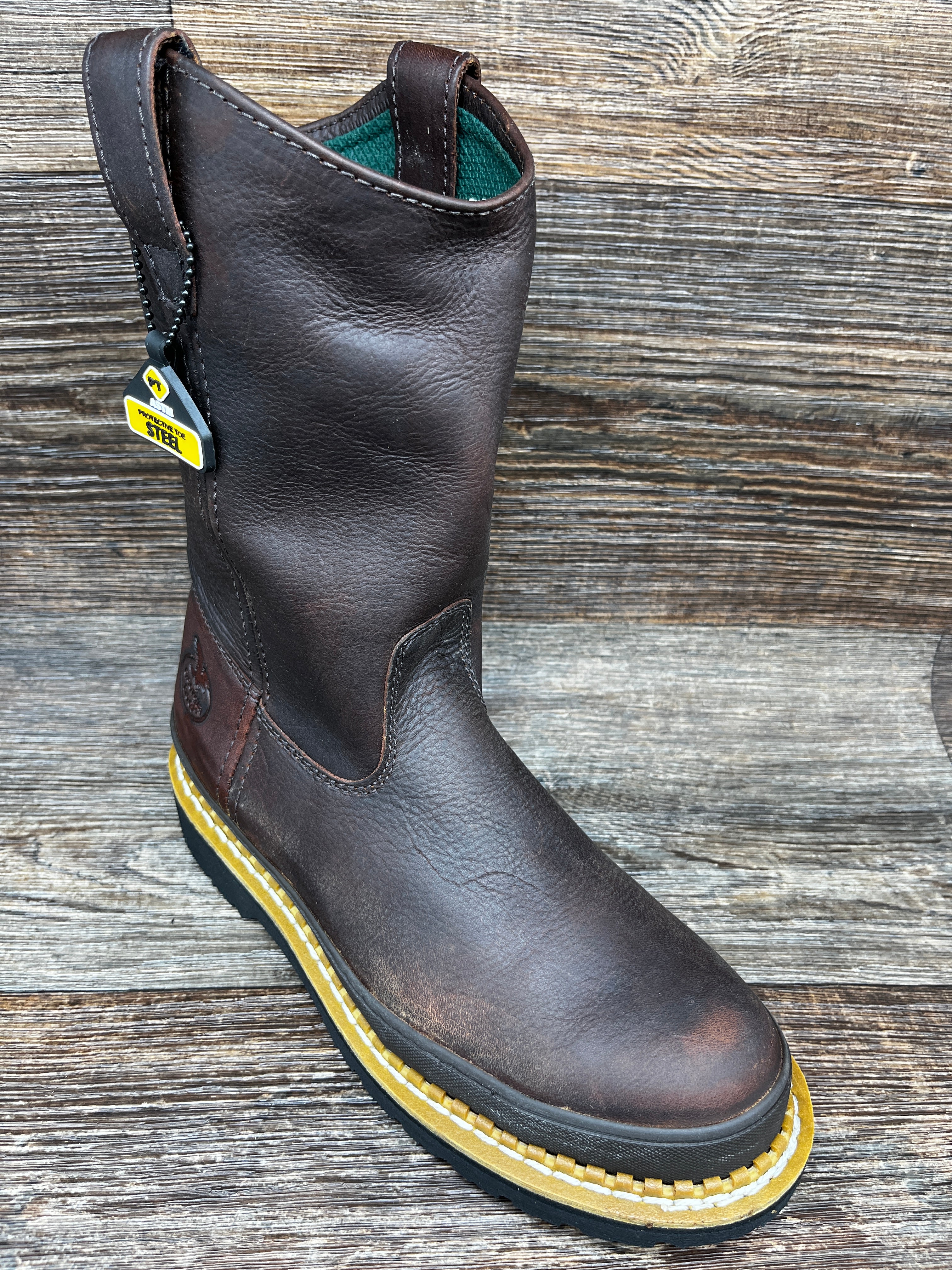 Wellington safety toe clearance boots