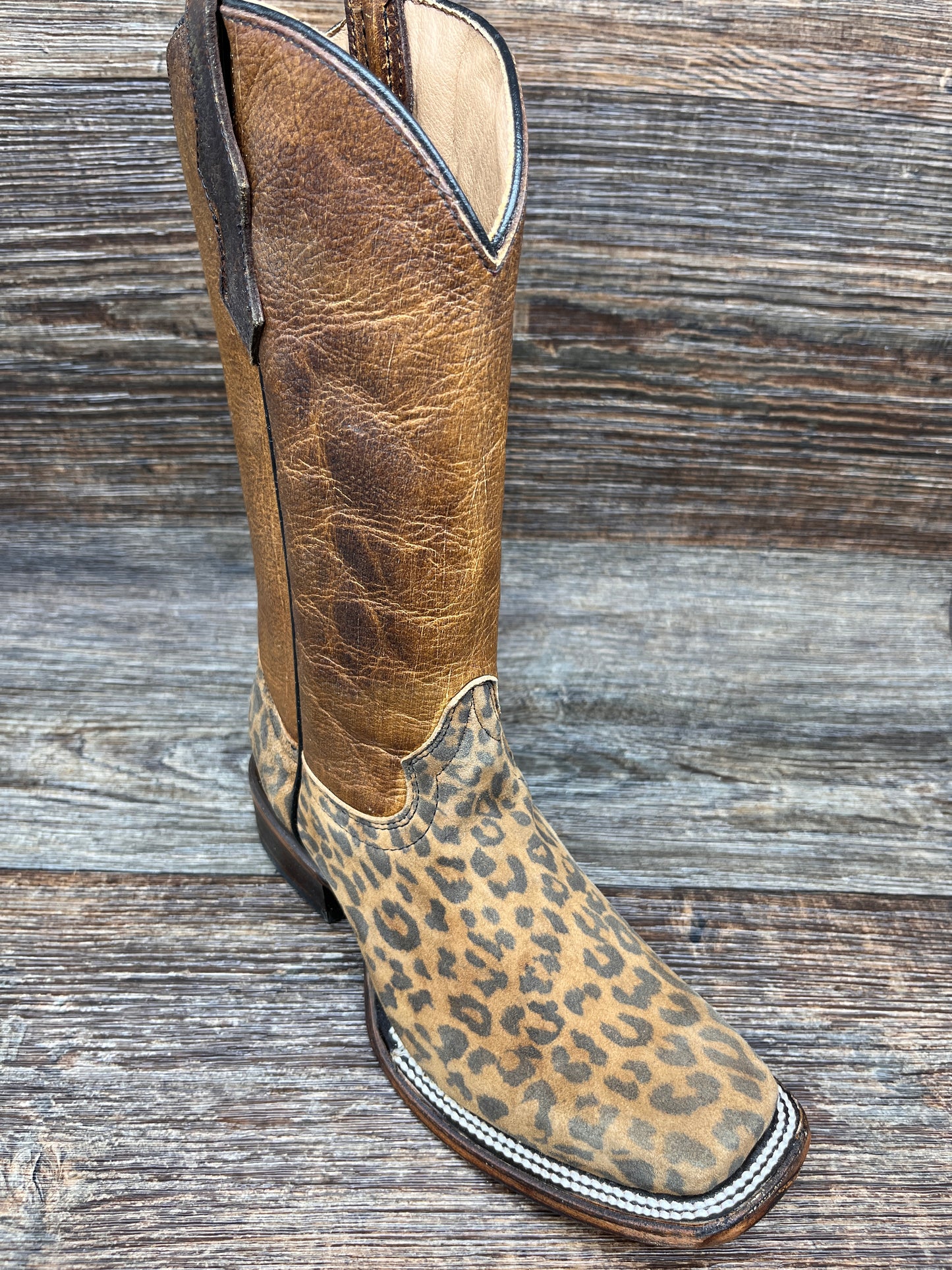 j7108 Kid's Youth Leopard Print Square Toe Western Boot by Corral