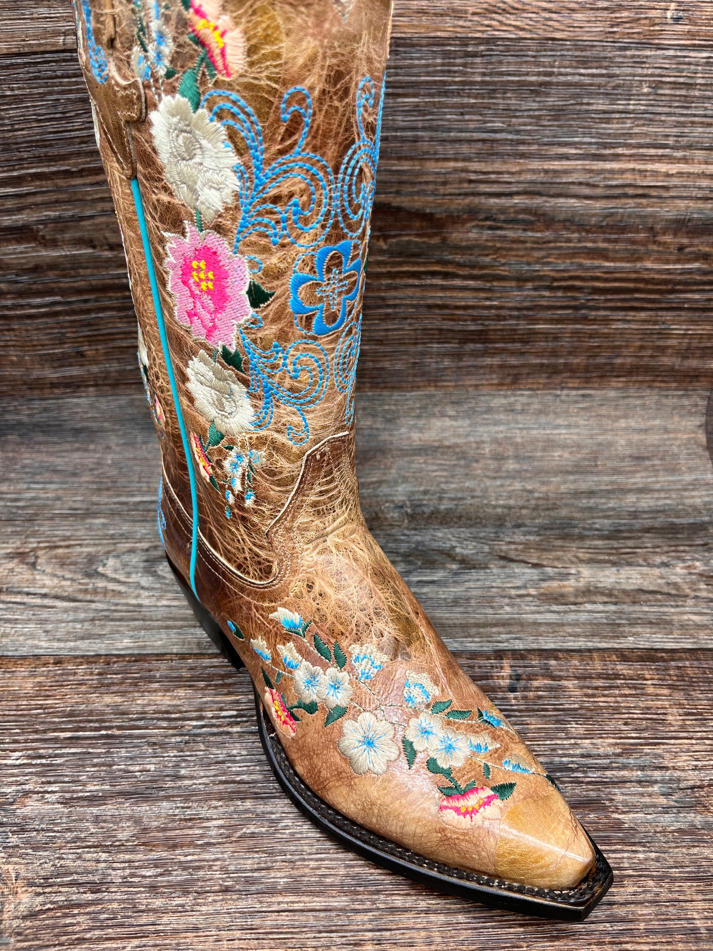 m8012 Ladies Floral Embroidery Snip Toe Western Boot by Macie Bean