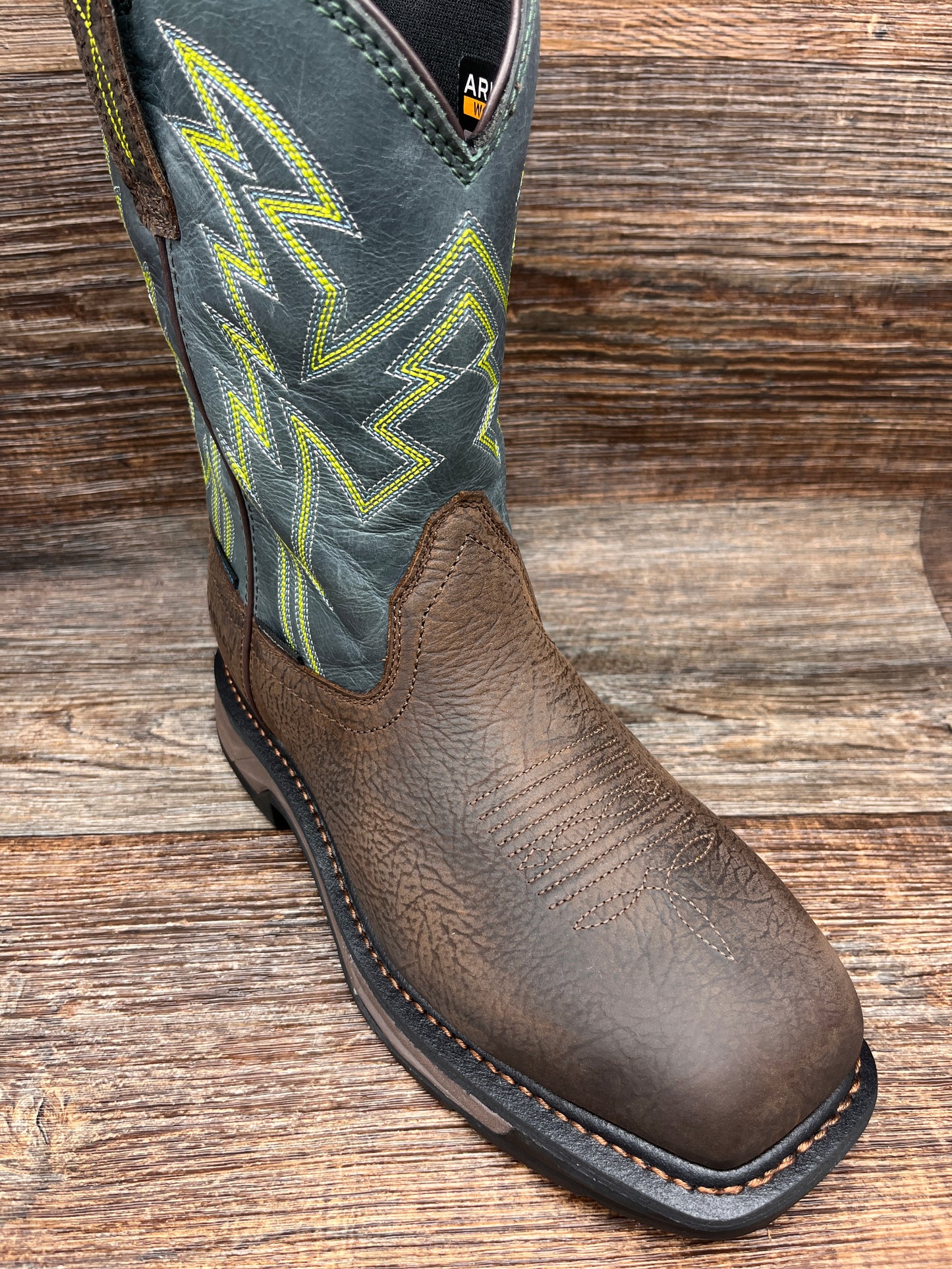 10038924 Men's Waterproof Carbon Safety Toe WorkHog XT with BOA System by Ariat