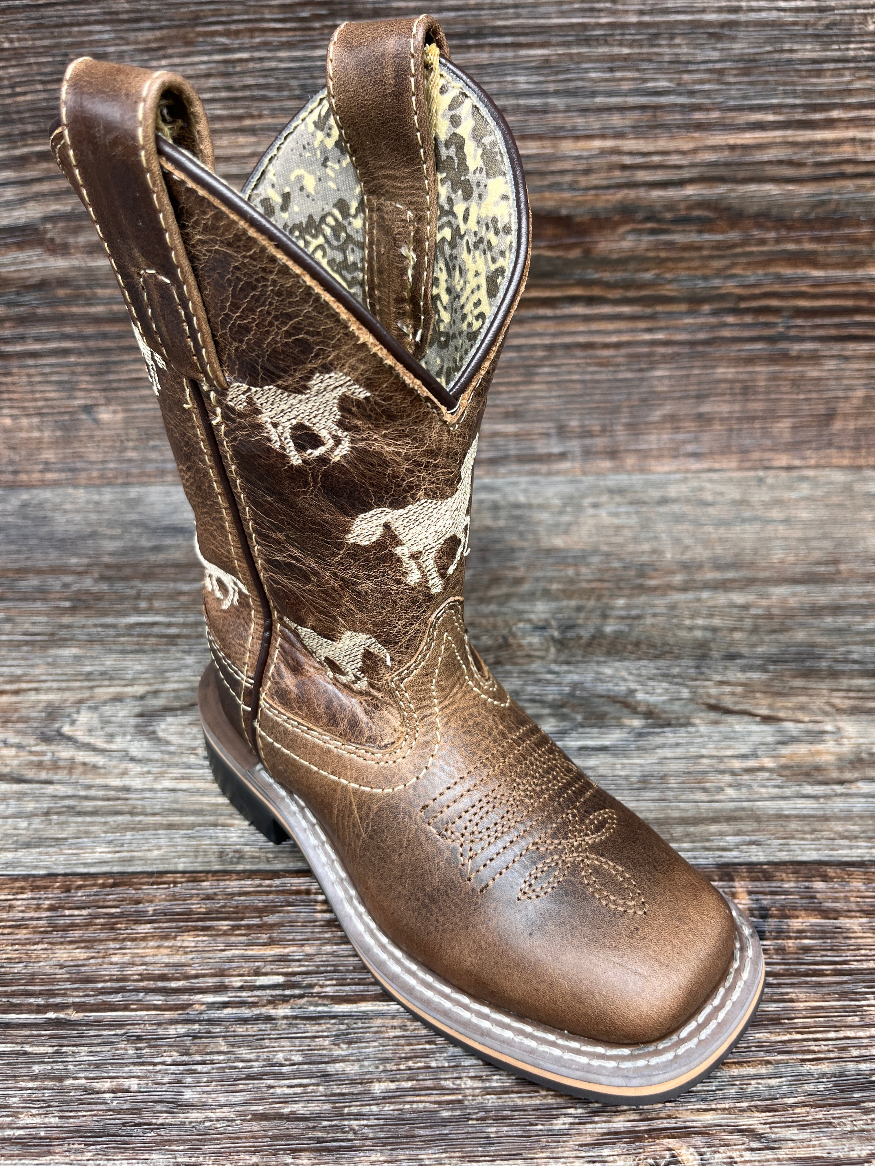 Camo cowboy boots square clearance toe